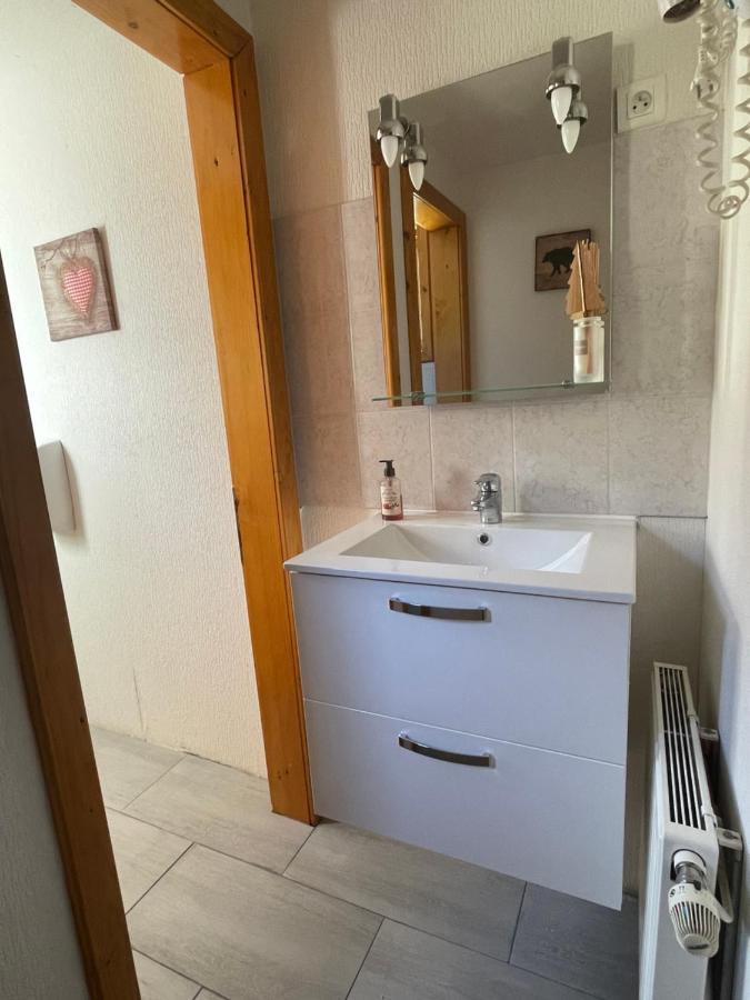 Le Chalet, chambres d hôtes, petit déjeuner inclus Roubion Exterior foto