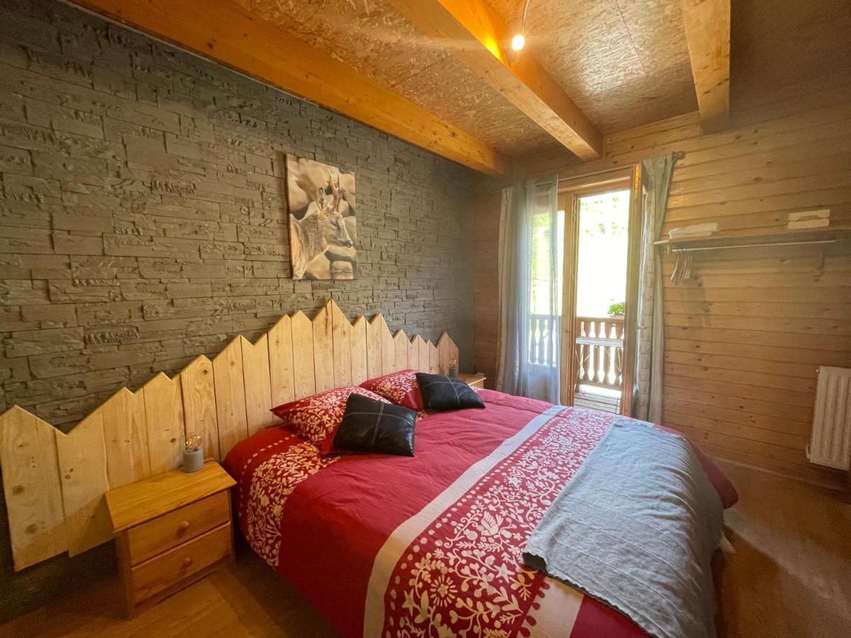 Le Chalet, chambres d hôtes, petit déjeuner inclus Roubion Exterior foto